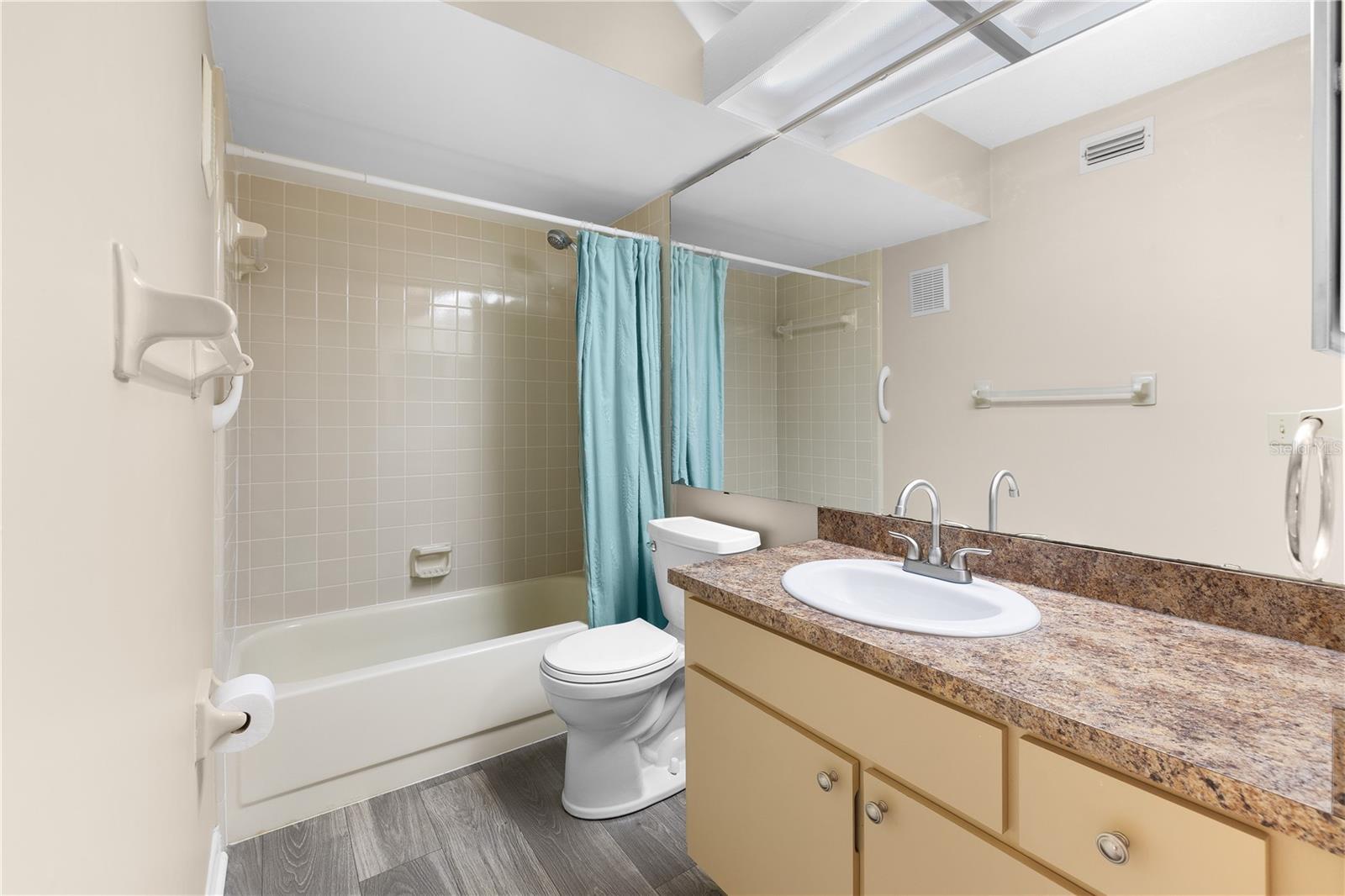 Image 10 of 36 For 1 Tomoka Oaks Boulevard 135