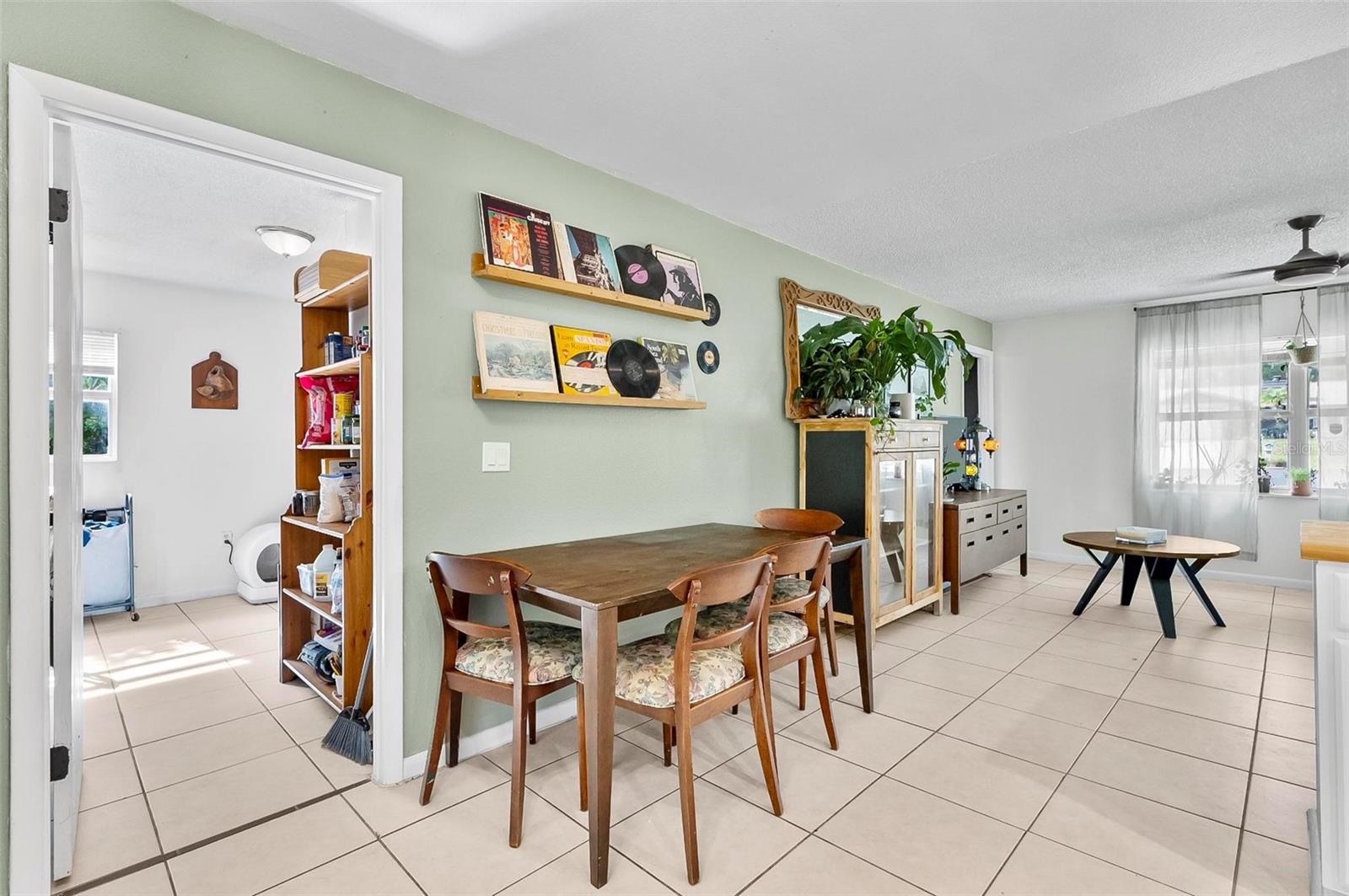 Image 11 of 43 For 2101 Almond Street