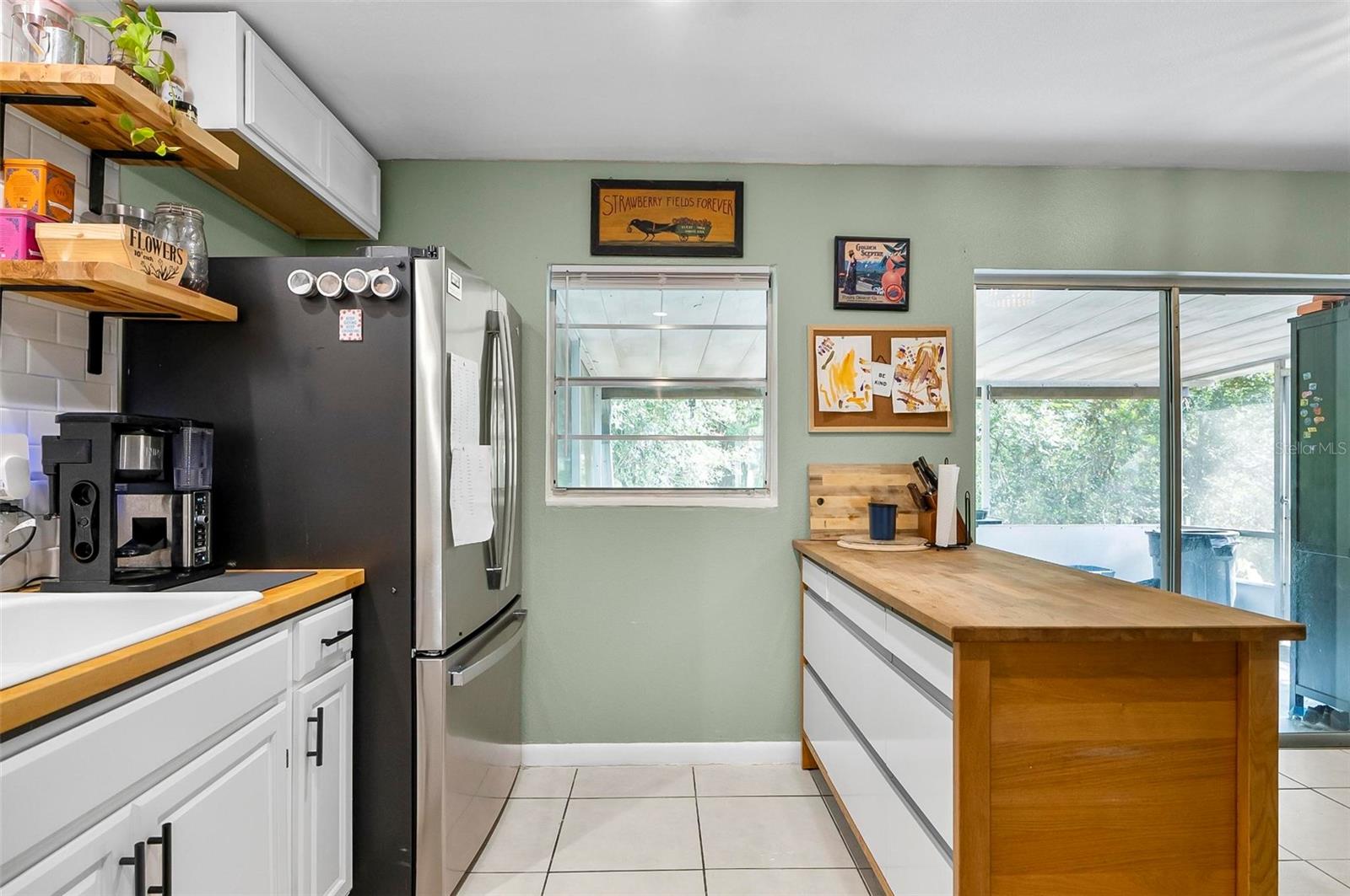 Image 18 of 43 For 2101 Almond Street