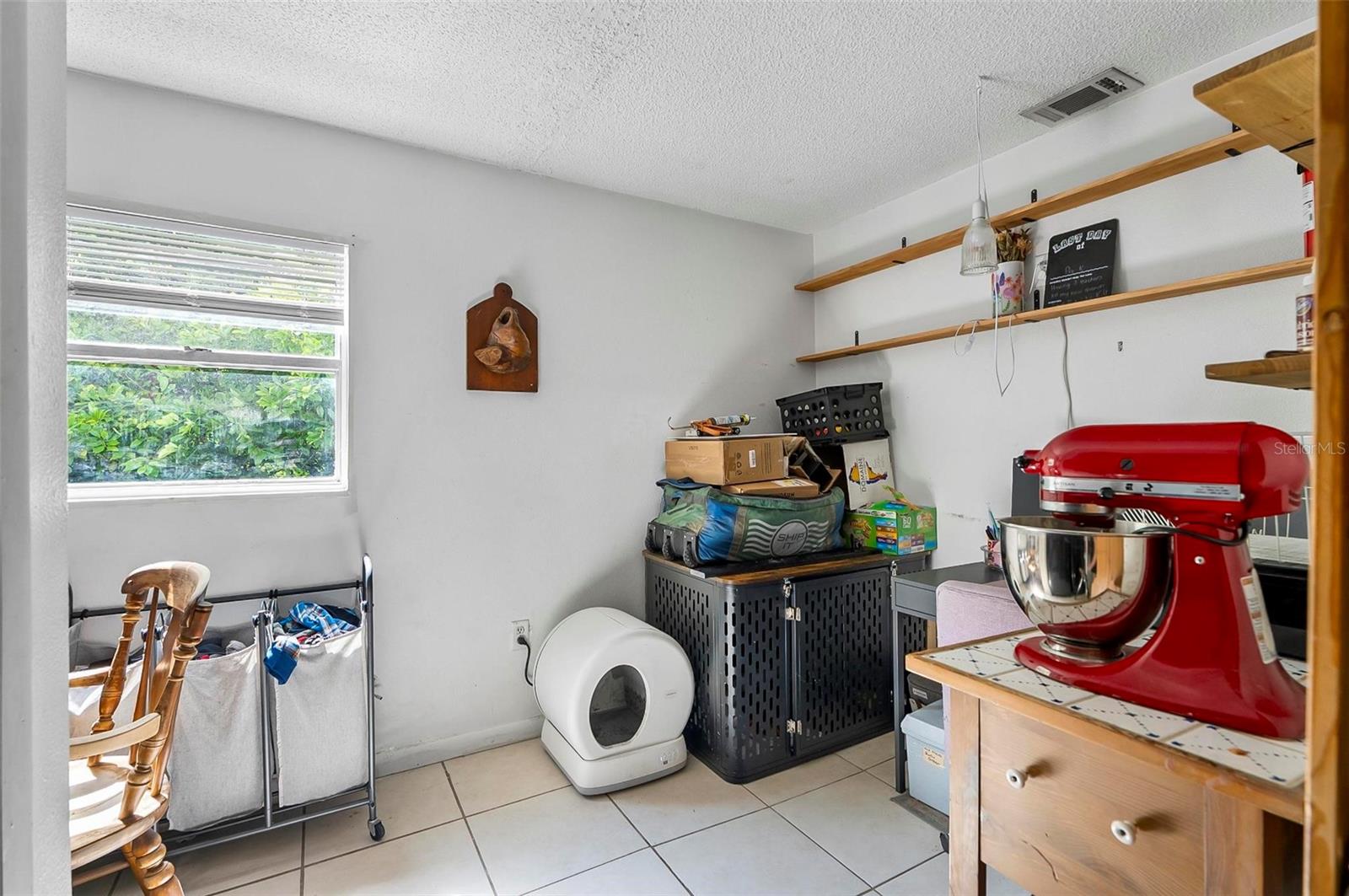 Image 32 of 43 For 2101 Almond Street