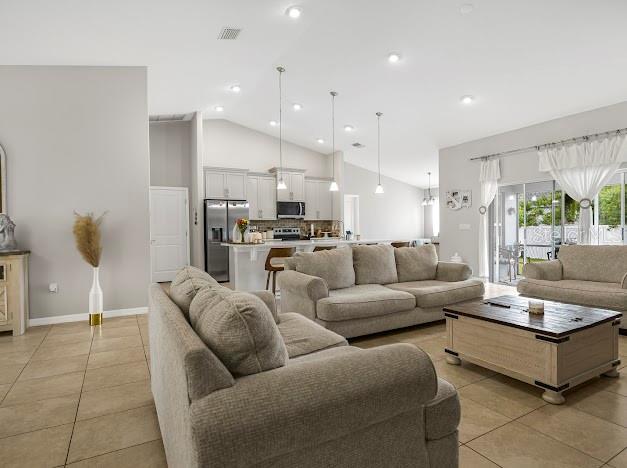 Image 13 of 41 For 119 Lindsay Drive