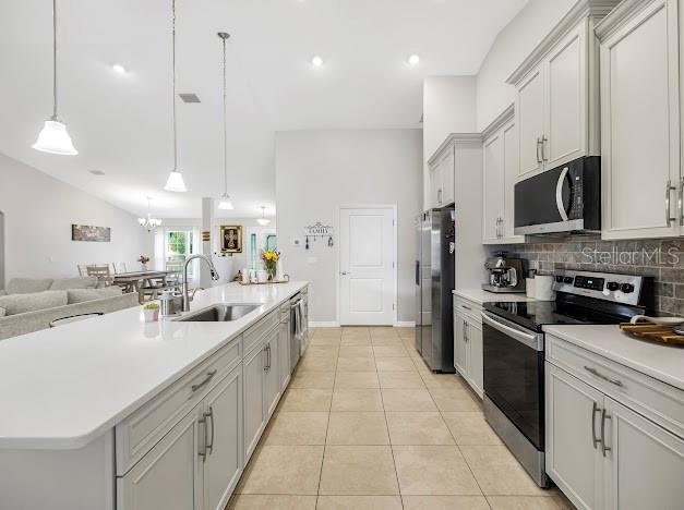 Image 7 of 41 For 119 Lindsay Drive