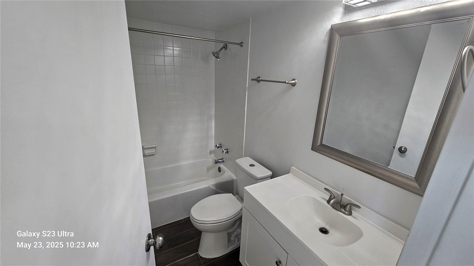 Image 14 of 17 For 1133 Ocean Shore Boulevard 105