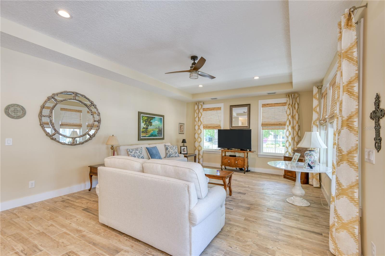 Image 17 of 56 For 47 Hidden Treasure Drive