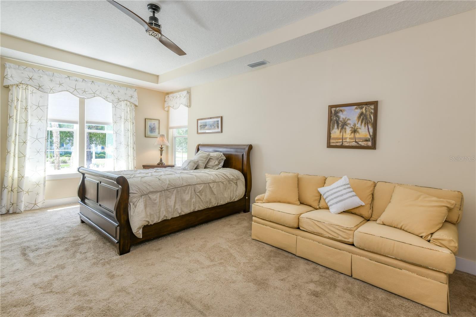 Image 31 of 56 For 47 Hidden Treasure Drive