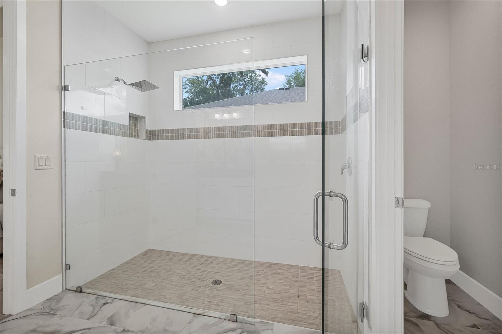 Image 20 of 39 For 3029 Adrian Drive