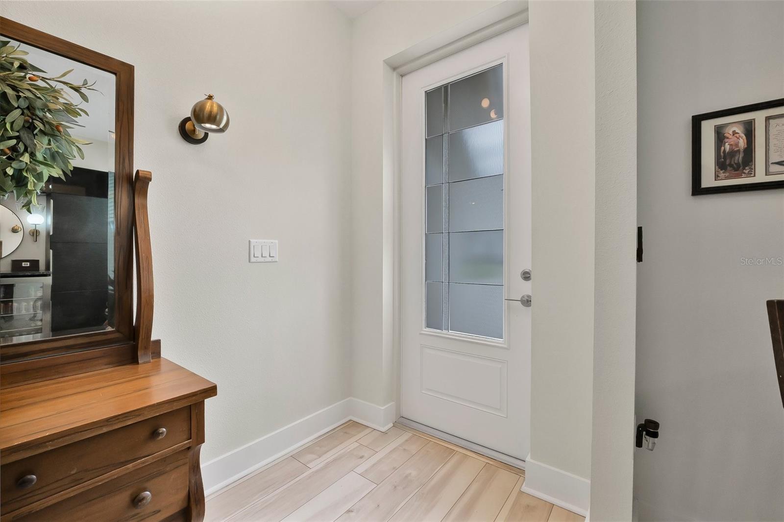 Image 4 of 39 For 3029 Adrian Drive