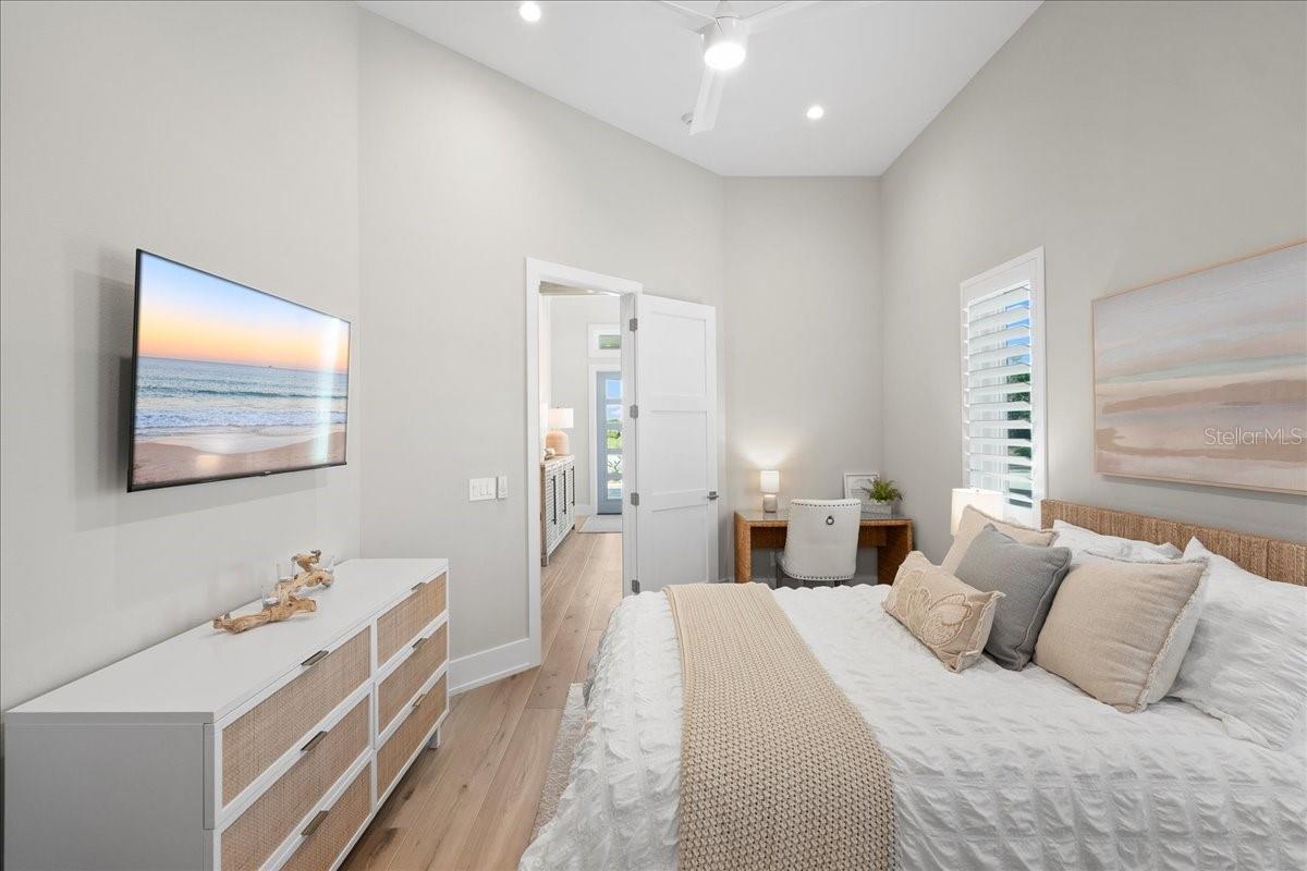 Image 15 of 91 For 34 Ocean Ridge Boulevard S