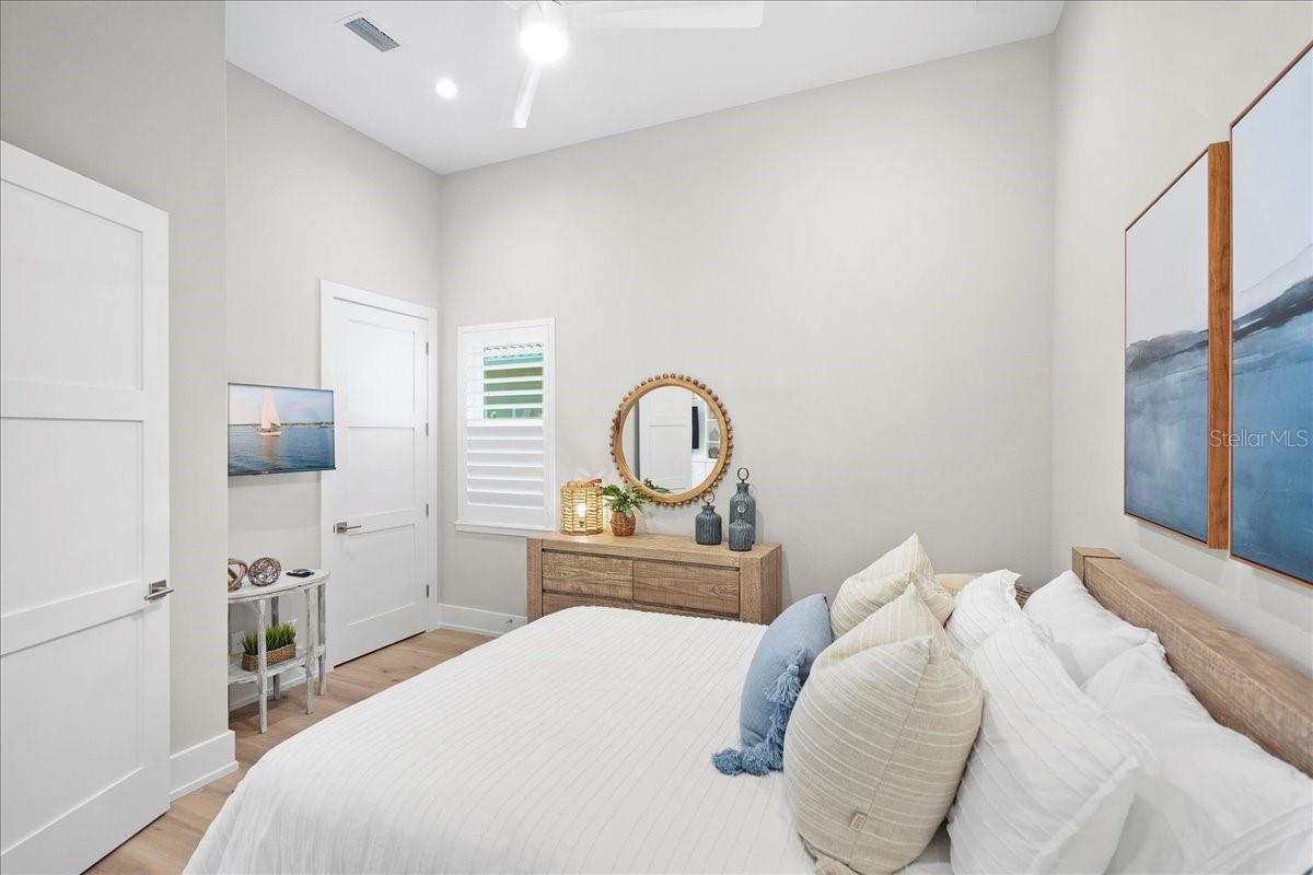 Image 19 of 91 For 34 Ocean Ridge Boulevard S
