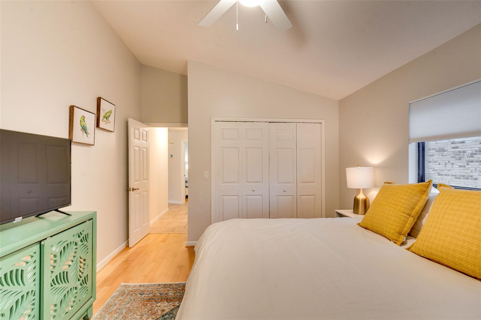 Image 21 of 49 For 29 Cherrytree Court
