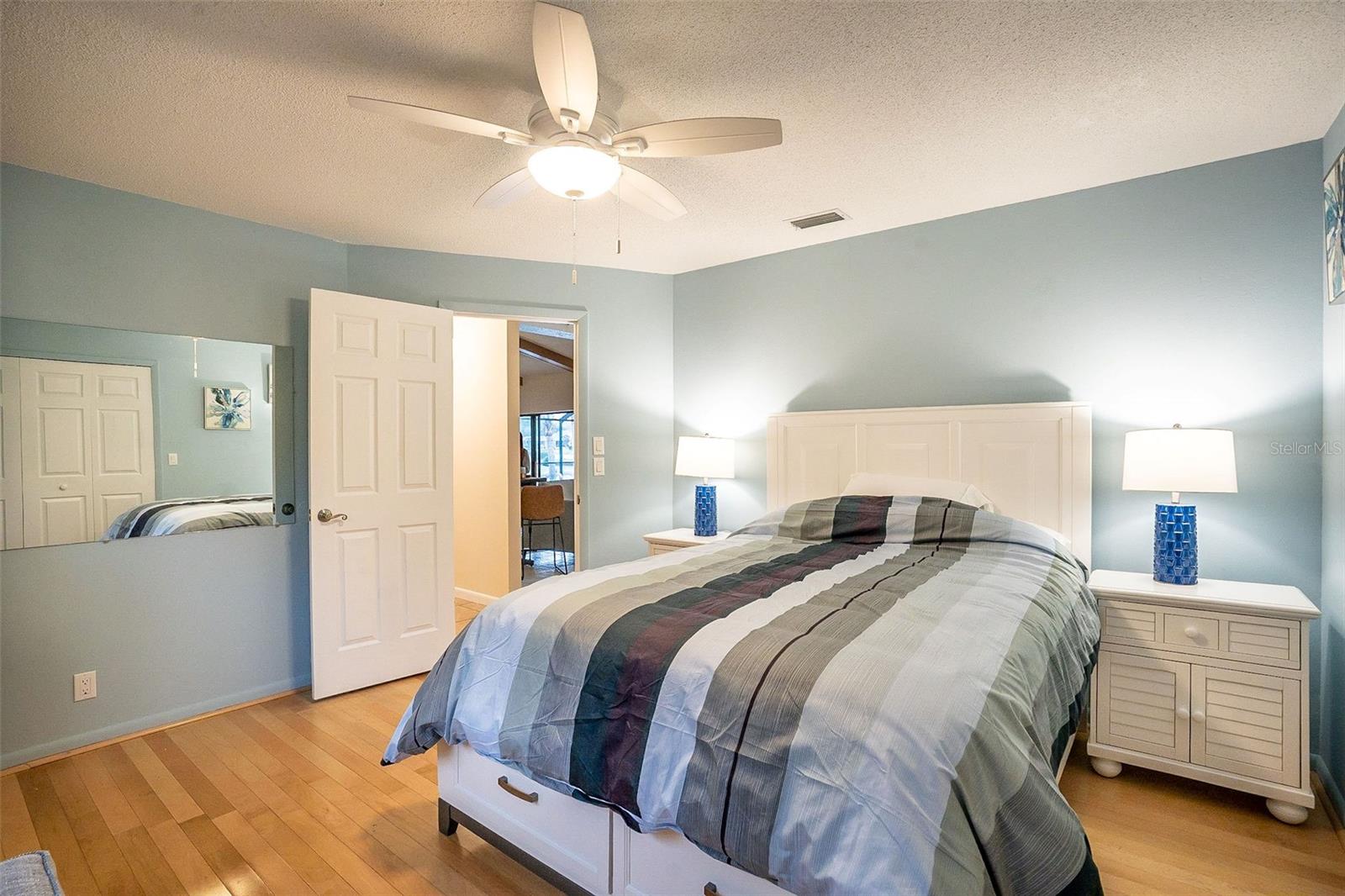 Image 23 of 49 For 29 Cherrytree Court