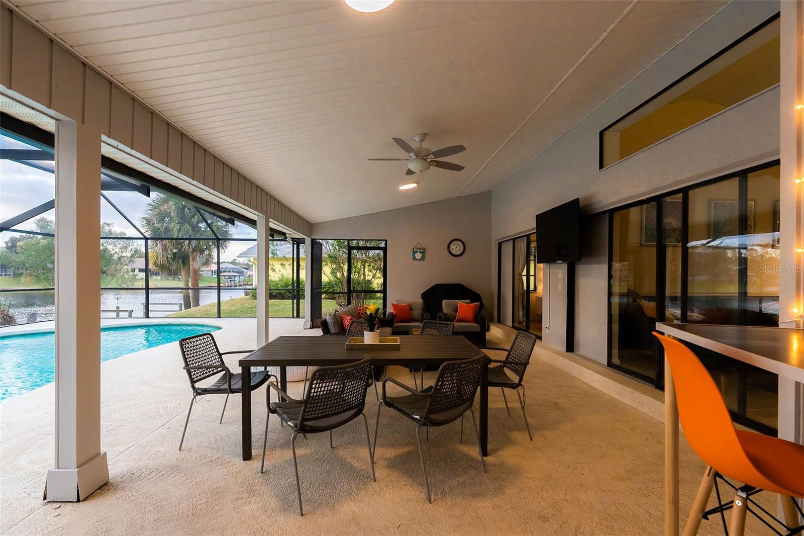Image 38 of 49 For 29 Cherrytree Court