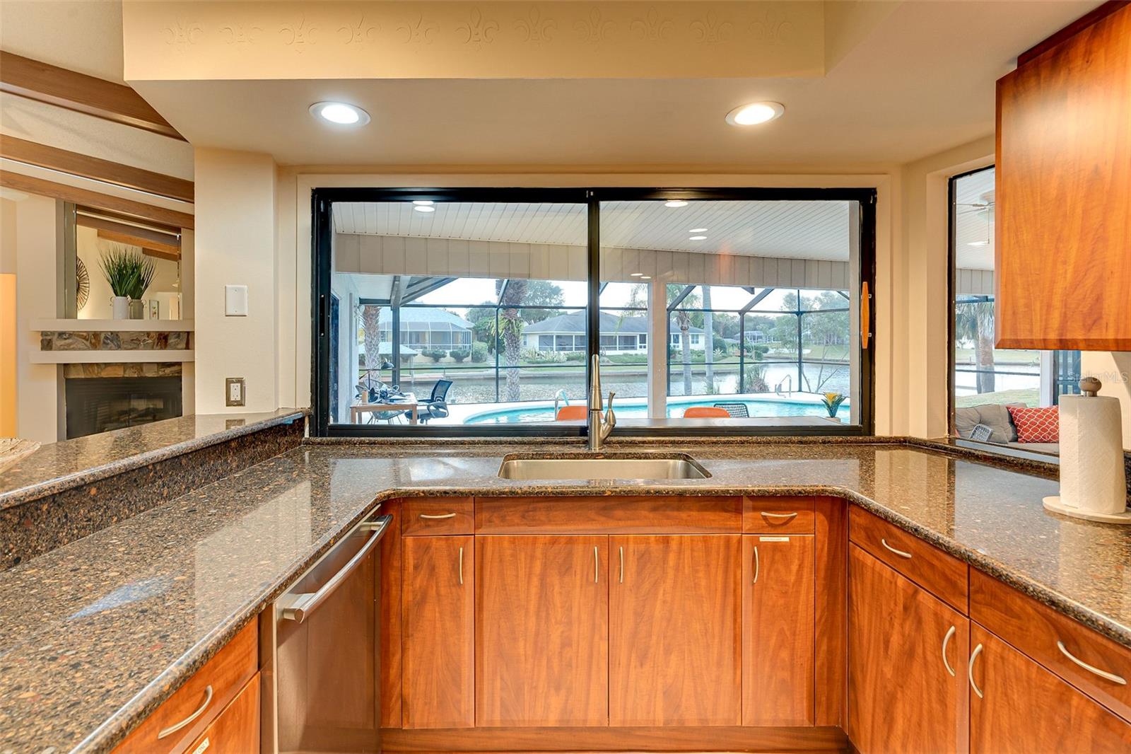 Image 9 of 49 For 29 Cherrytree Court