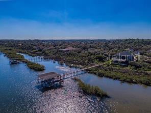 Image 11 of 50 For 28 Riverwalk Drive N