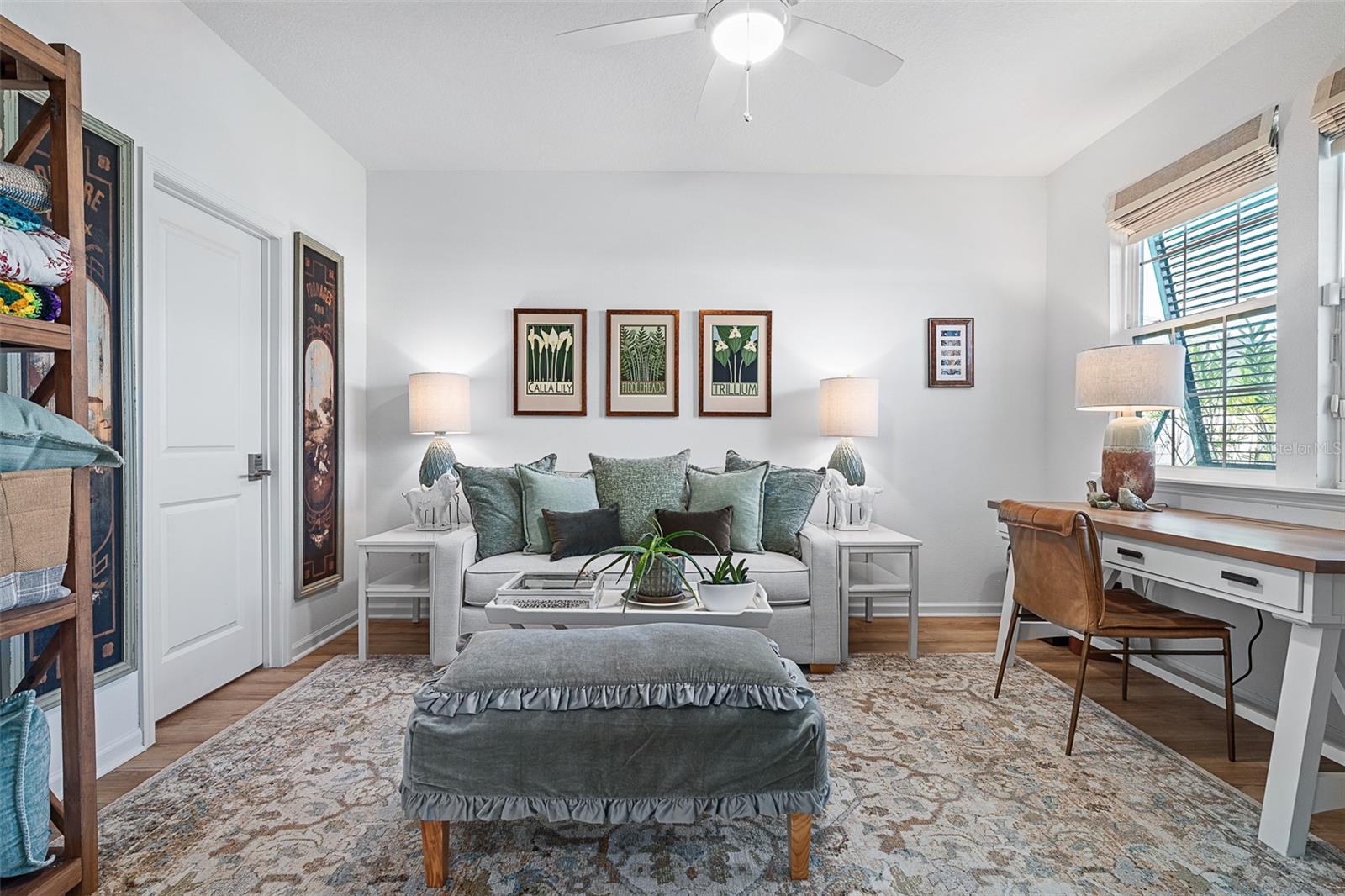 Image 12 of 58 For 100 Las Casitas Boulevard