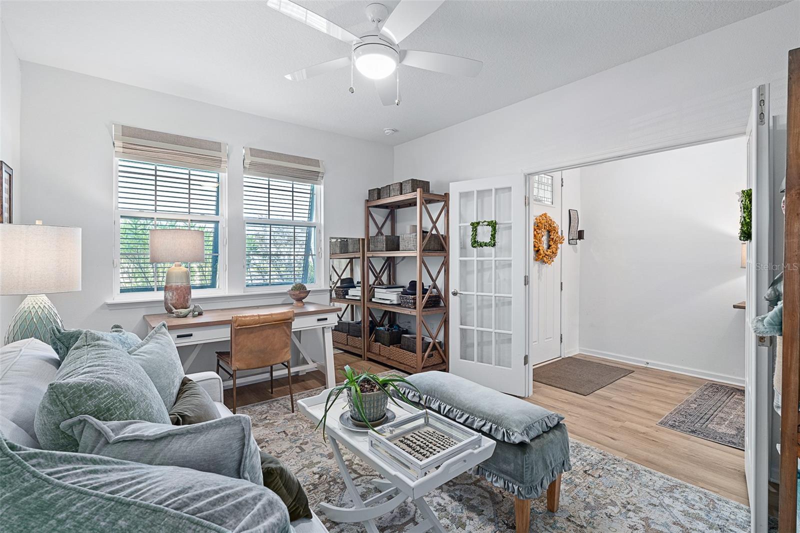 Image 13 of 58 For 100 Las Casitas Boulevard