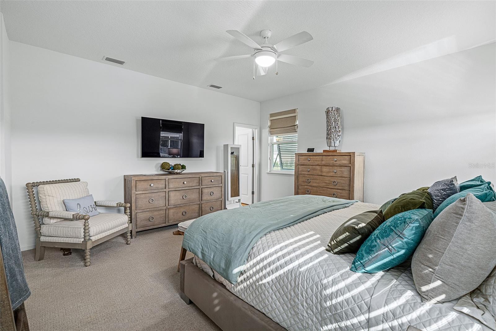 Image 31 of 58 For 100 Las Casitas Boulevard