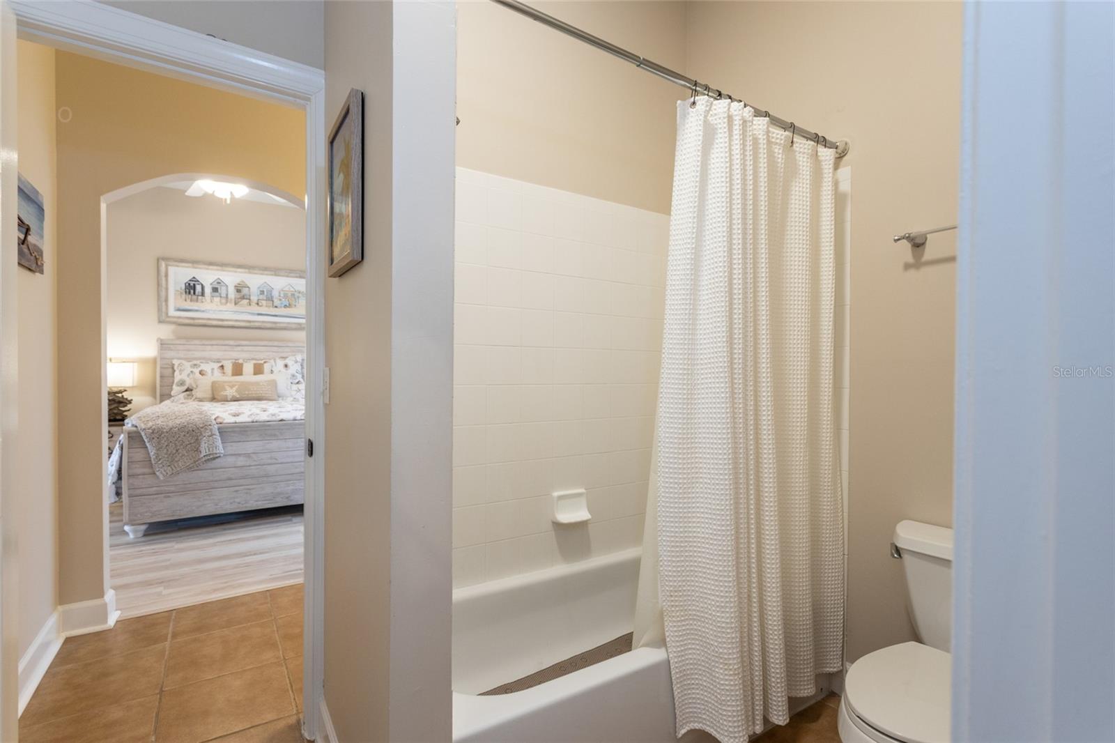 Image 21 of 43 For 200 Bella Harbor Court 113