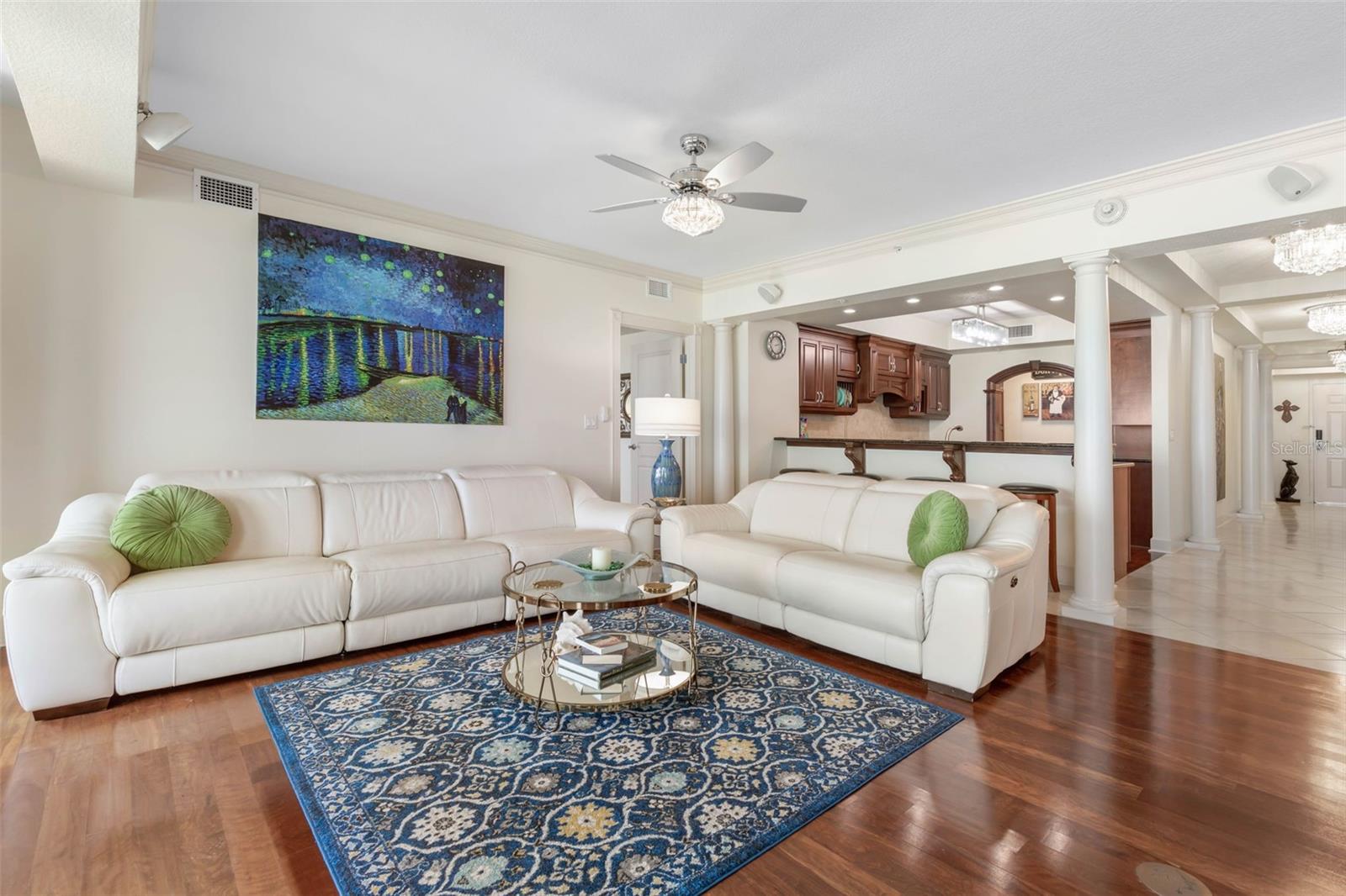 Image 5 of 83 For 200 Ocean Crest Drive 912