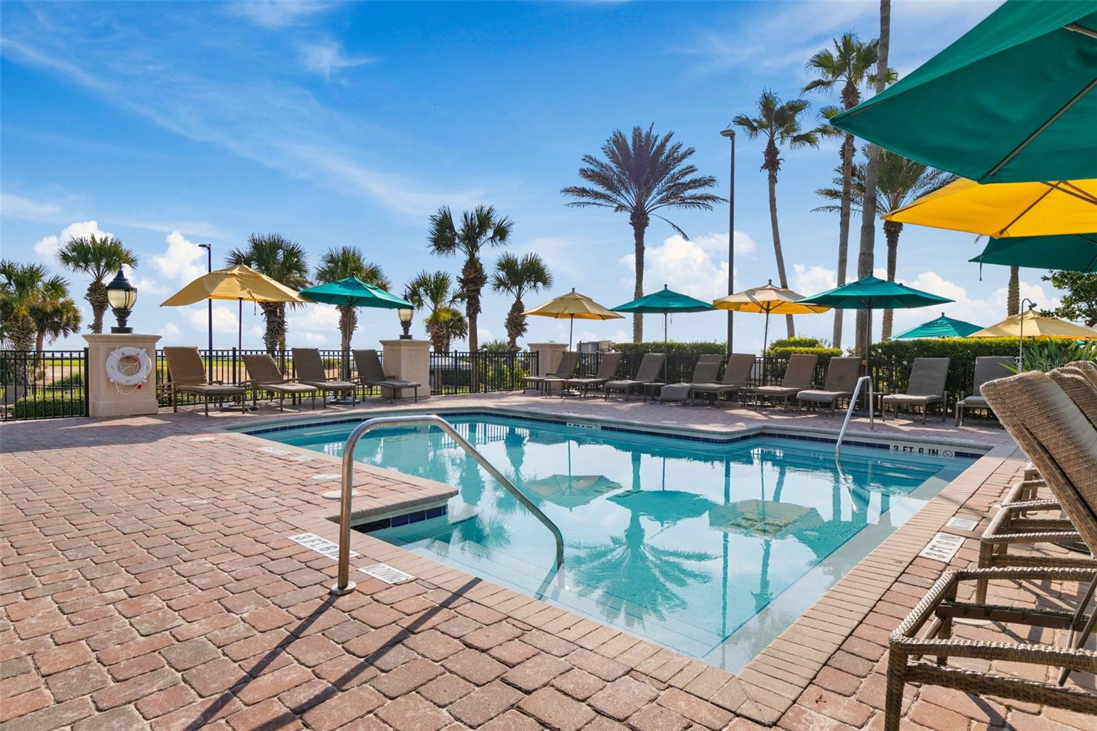 Image 51 of 83 For 200 Ocean Crest Drive 912