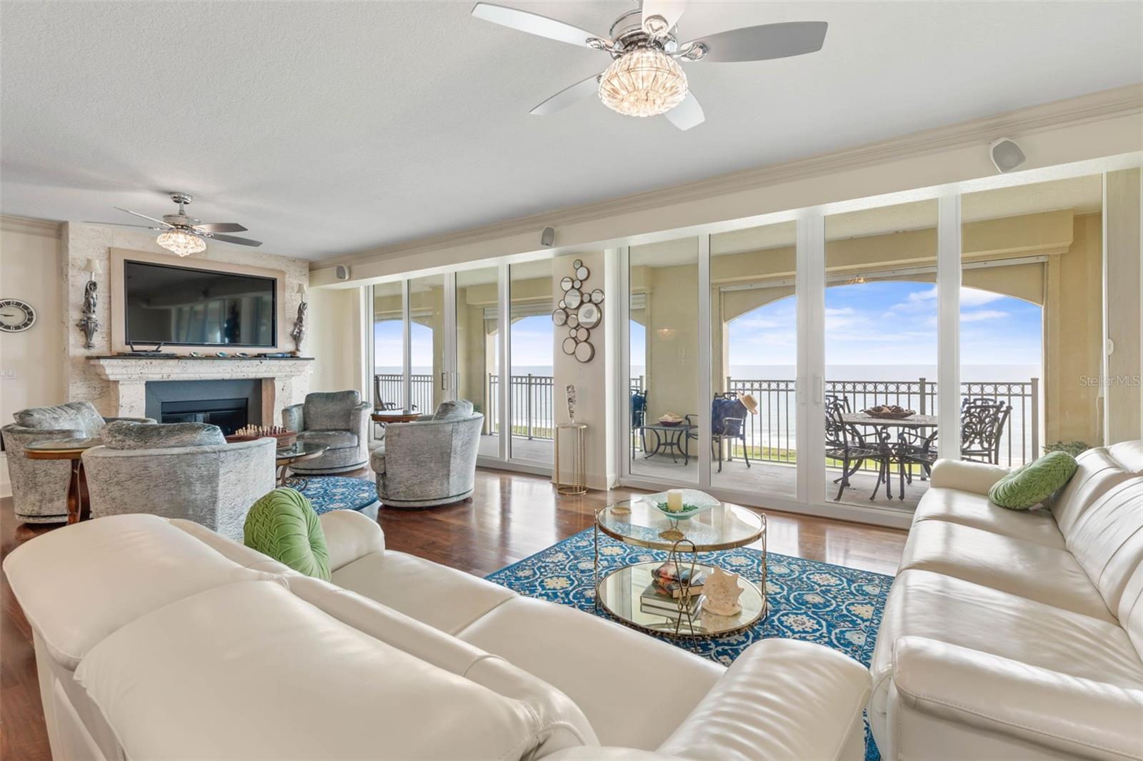 Image 8 of 83 For 200 Ocean Crest Drive 912