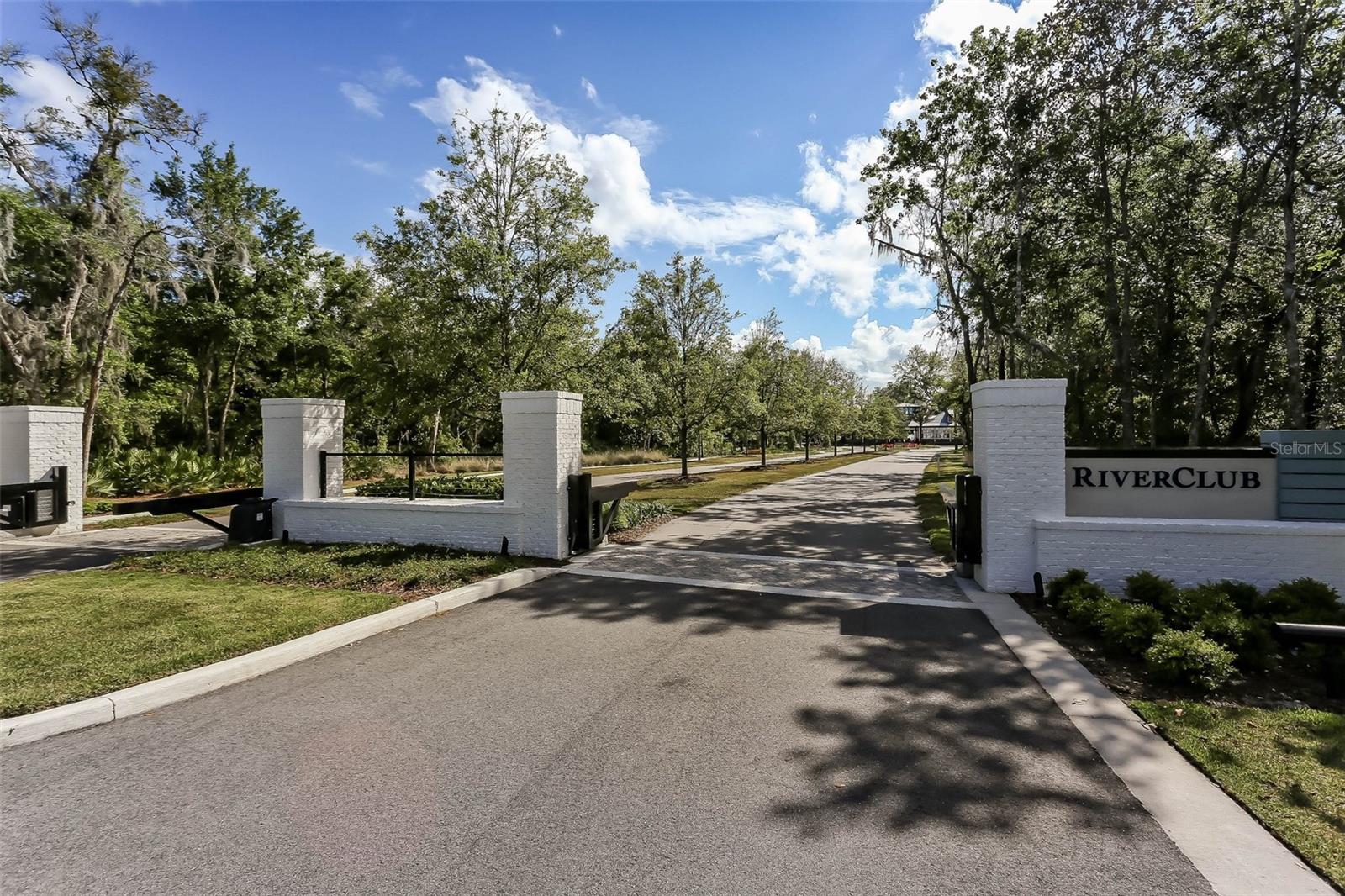 Image 88 of 100 For 356 Waterfront Drive