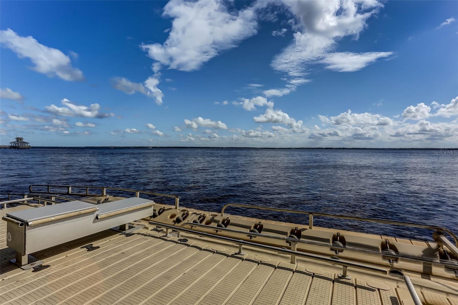 Image 92 of 100 For 356 Waterfront Drive