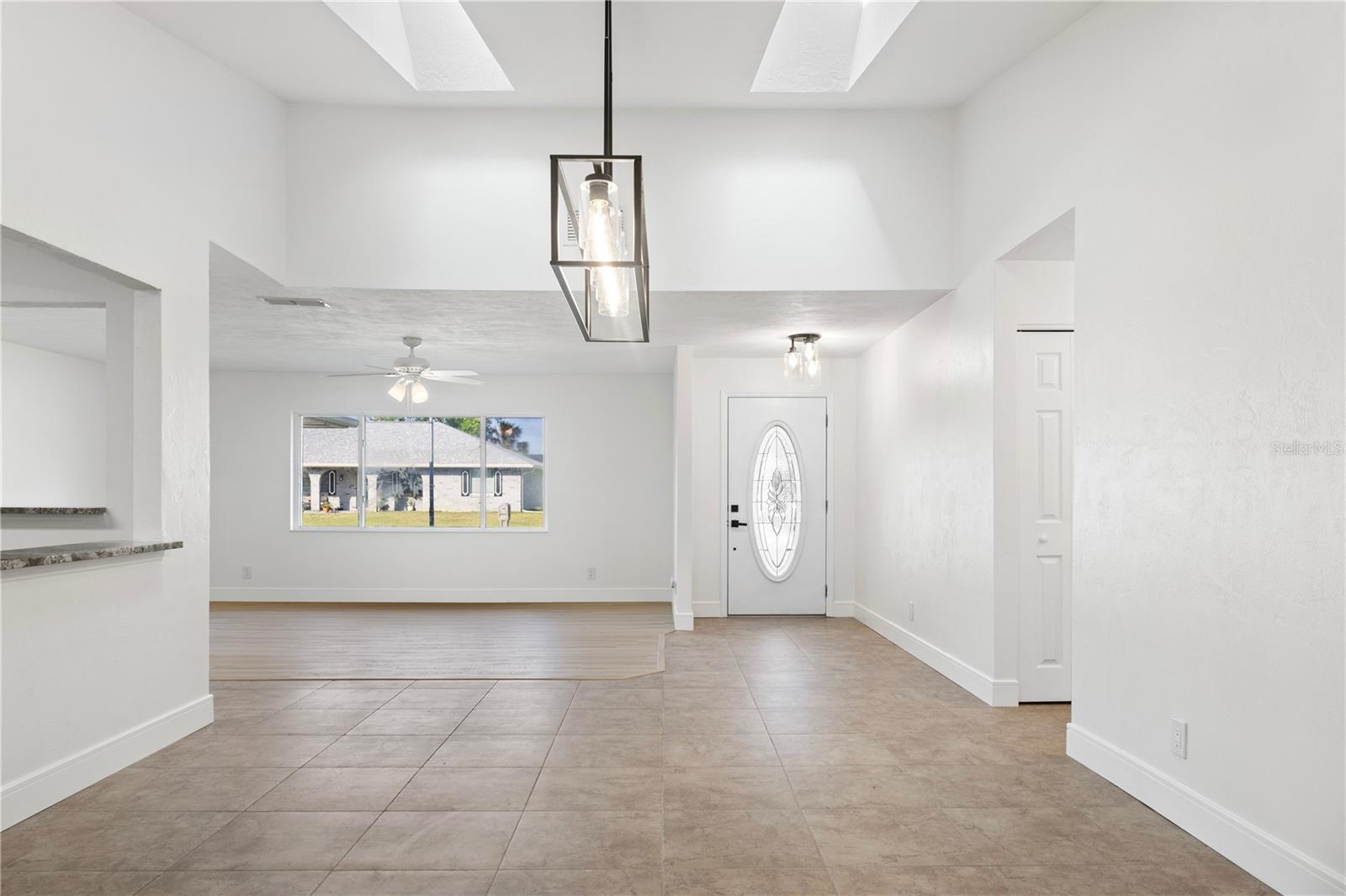 Image 16 of 38 For 807 Scrub Oak Street