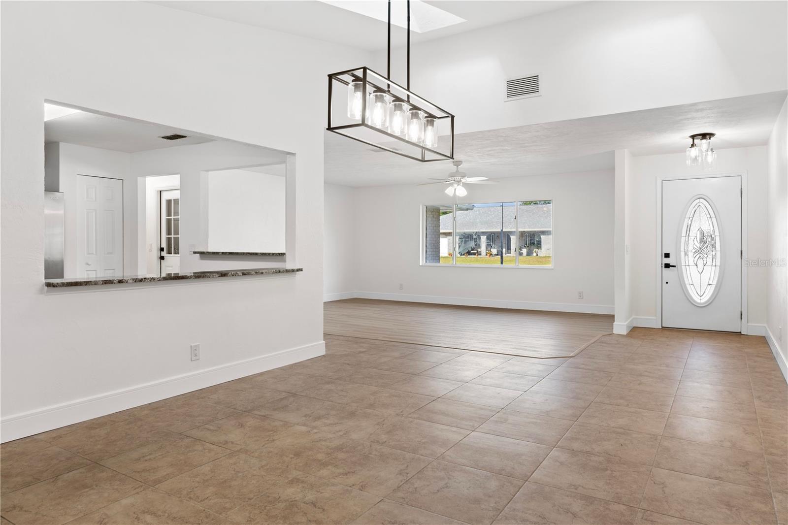 Image 21 of 38 For 807 Scrub Oak Street