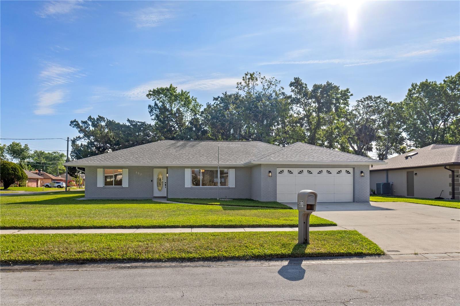 Image 29 of 38 For 807 Scrub Oak Street