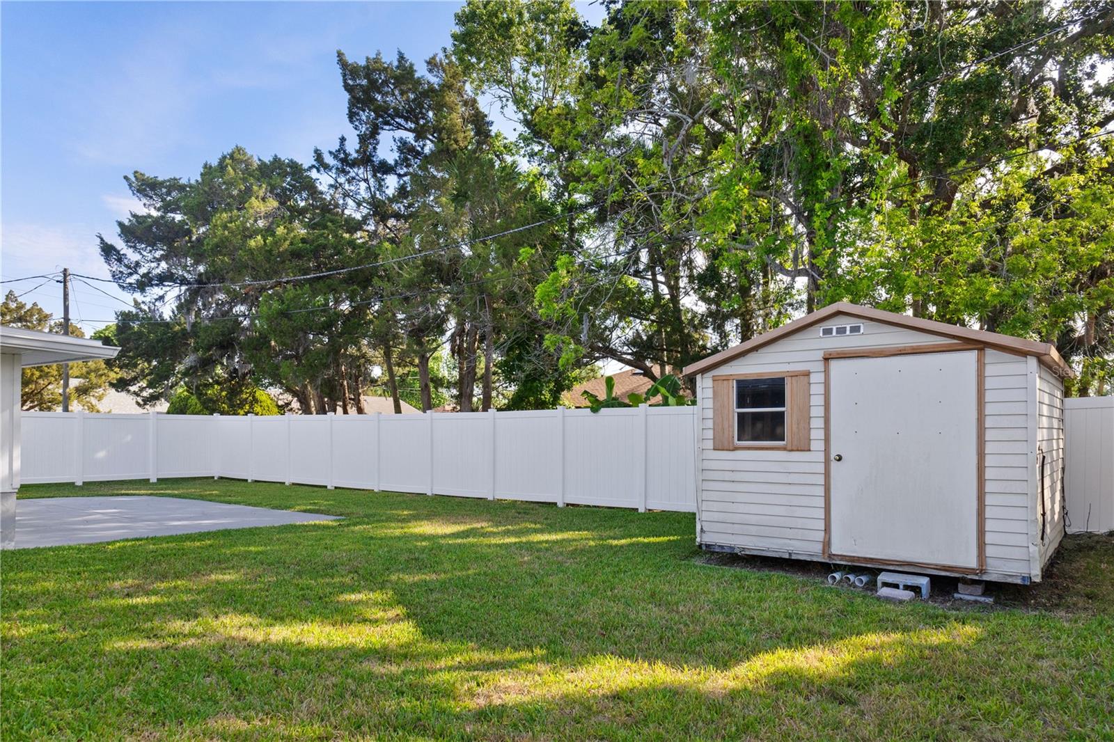 Image 31 of 38 For 807 Scrub Oak Street