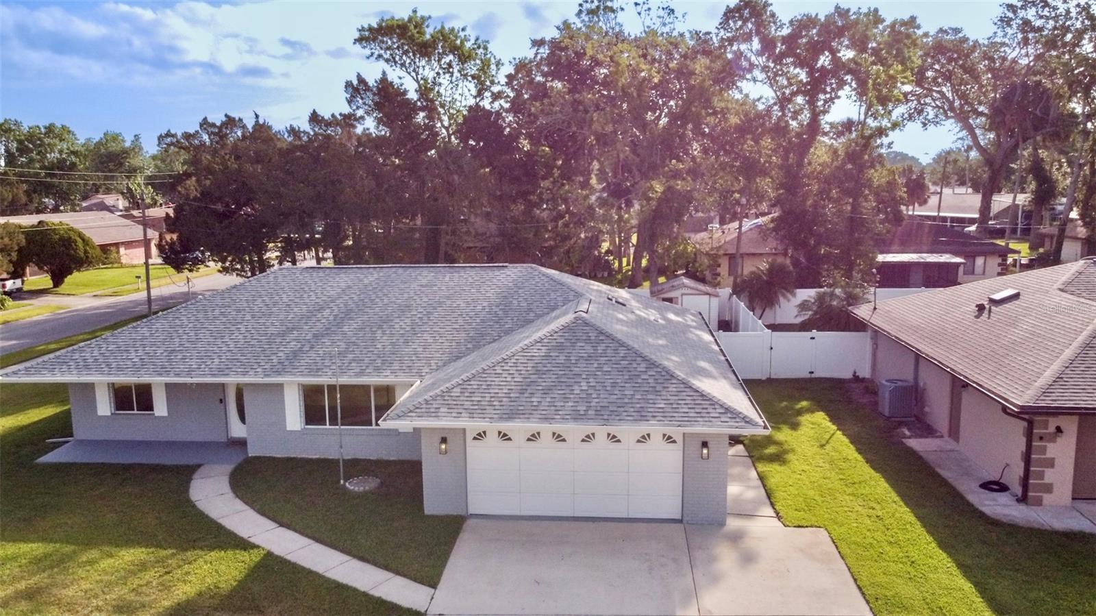Image 33 of 38 For 807 Scrub Oak Street