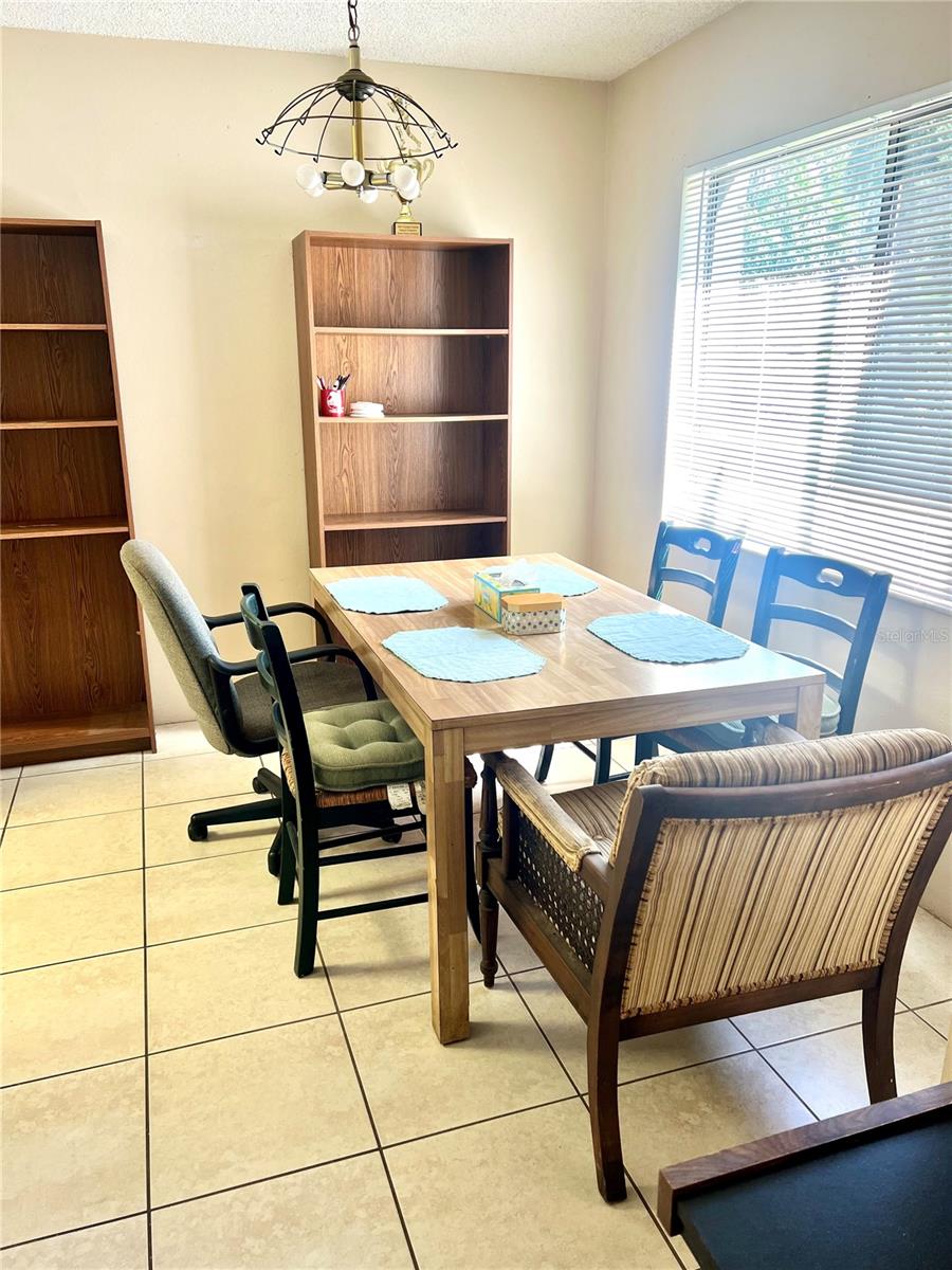Listing photo id 17 for 310 Palm Coast Parkway Ne 101