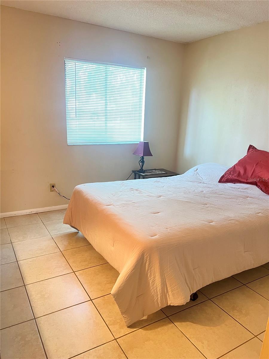 Listing photo id 5 for 310 Palm Coast Parkway Ne 101