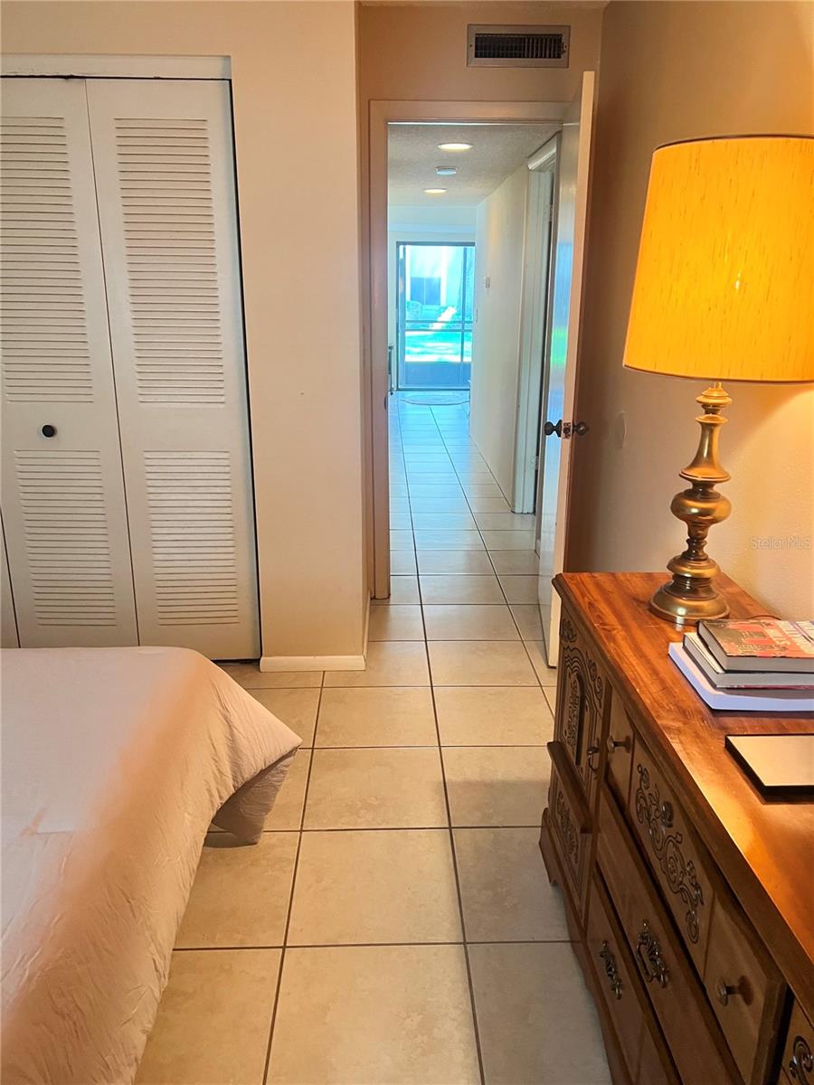 Listing photo id 7 for 310 Palm Coast Parkway Ne 101
