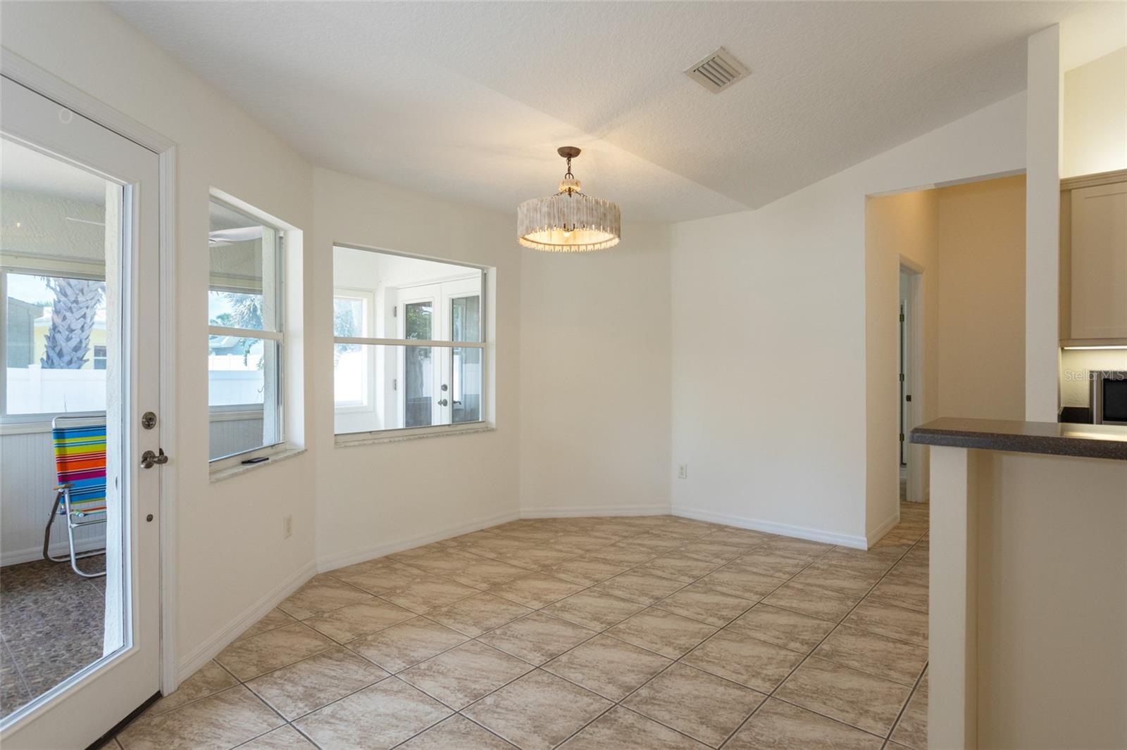 Image 11 of 50 For 142 Heron Dunes Drive