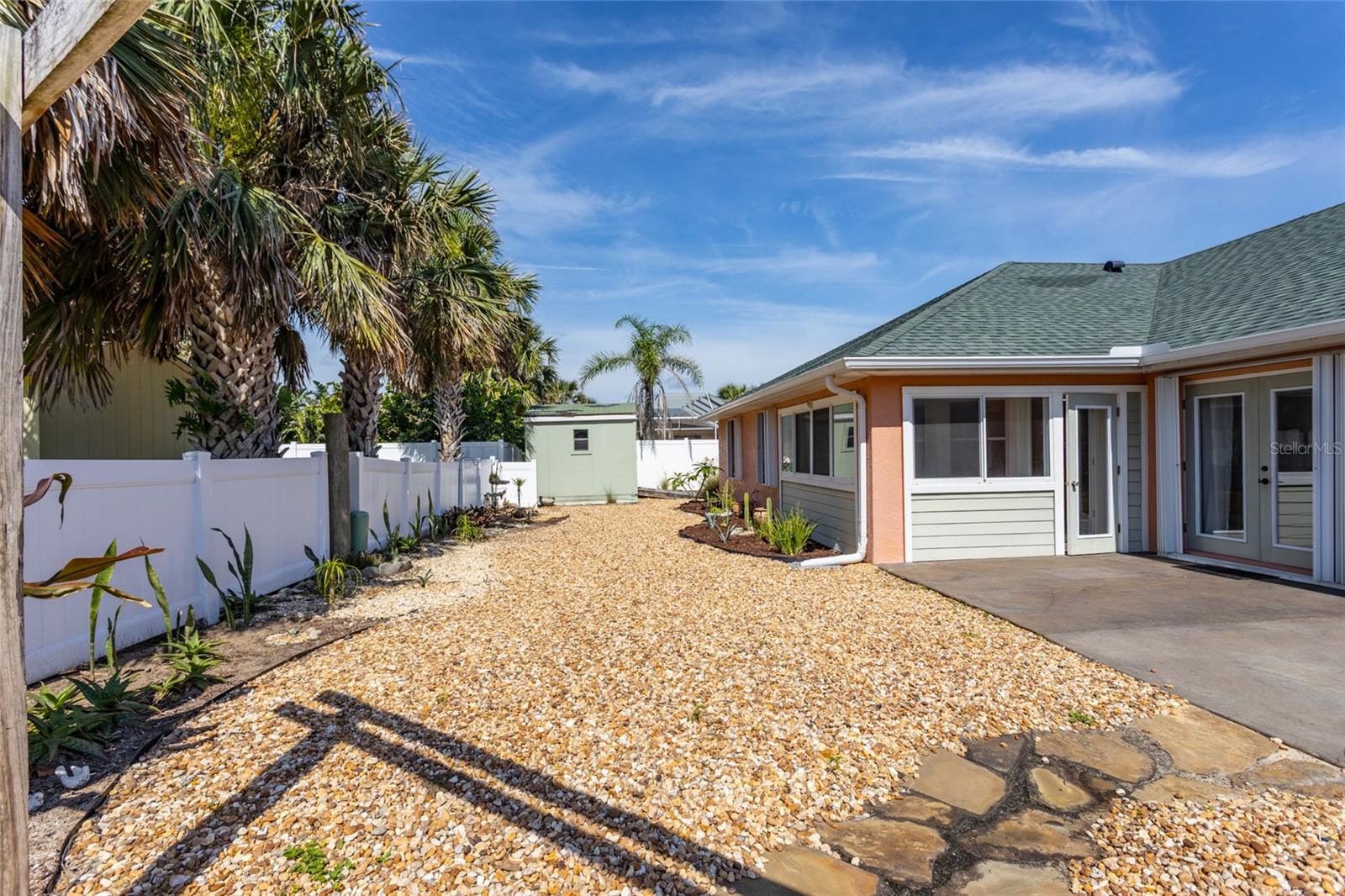 Image 23 of 50 For 142 Heron Dunes Drive