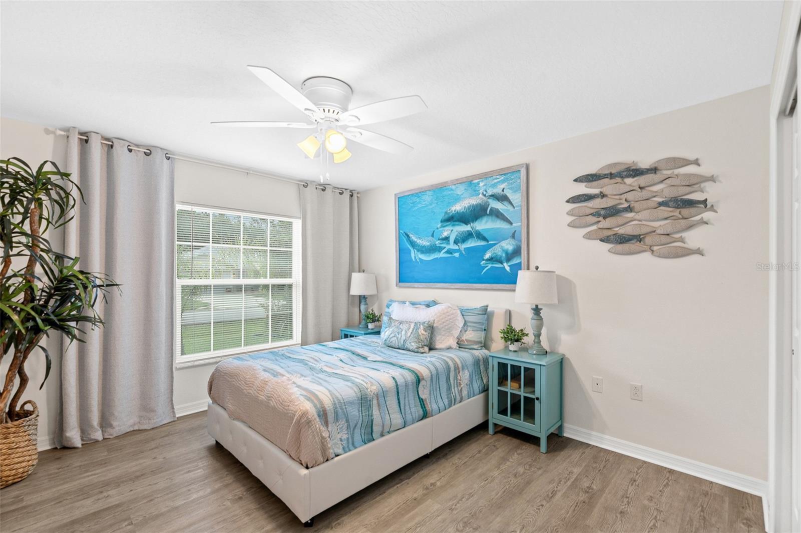 Image 11 of 40 For 217 Birchwood Drive