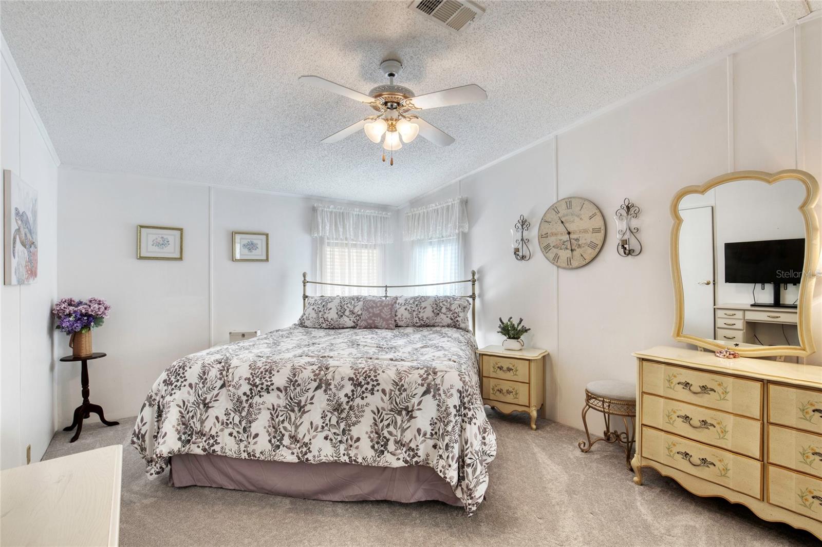 Image 37 of 70 For 754 Indian Hill Drive