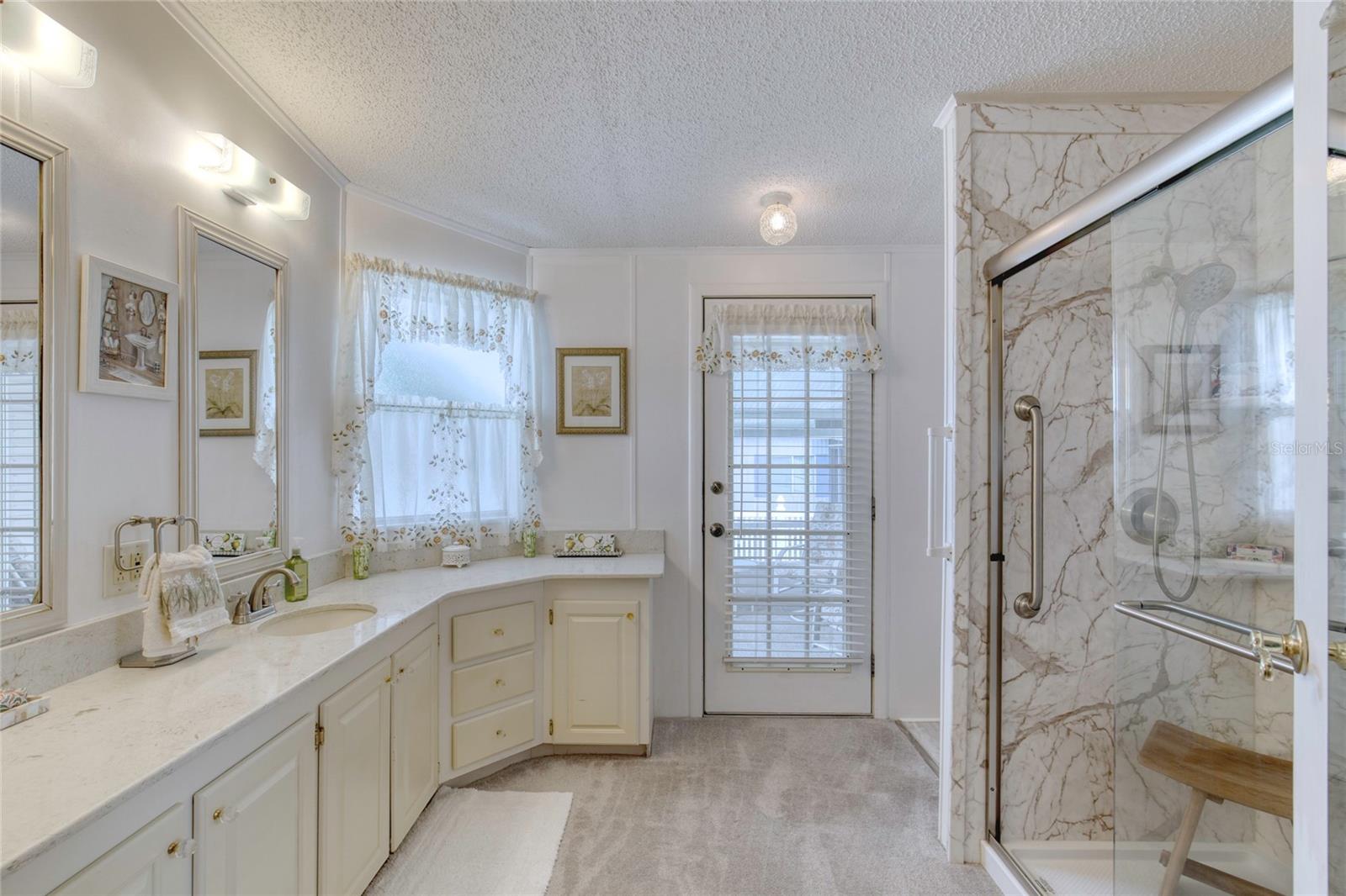 Image 43 of 70 For 754 Indian Hill Drive