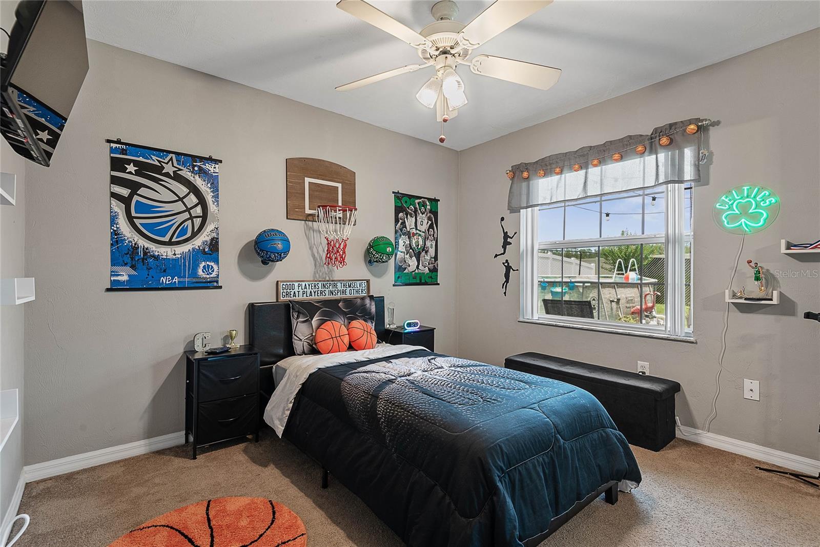 Image 18 of 34 For 7 Llovera Place