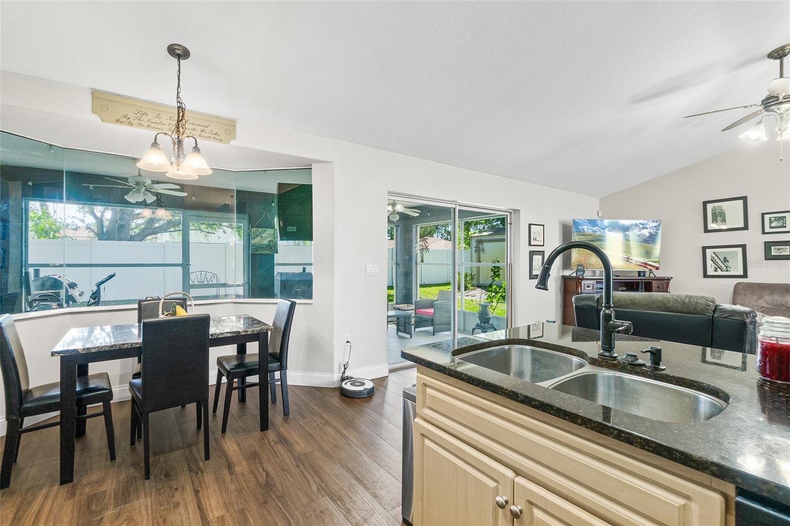 Image 14 of 29 For 8 Buttermill Drive