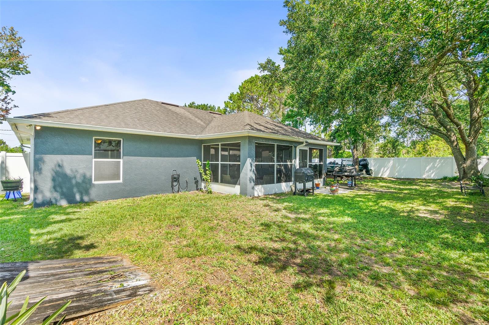 Image 25 of 29 For 8 Buttermill Drive