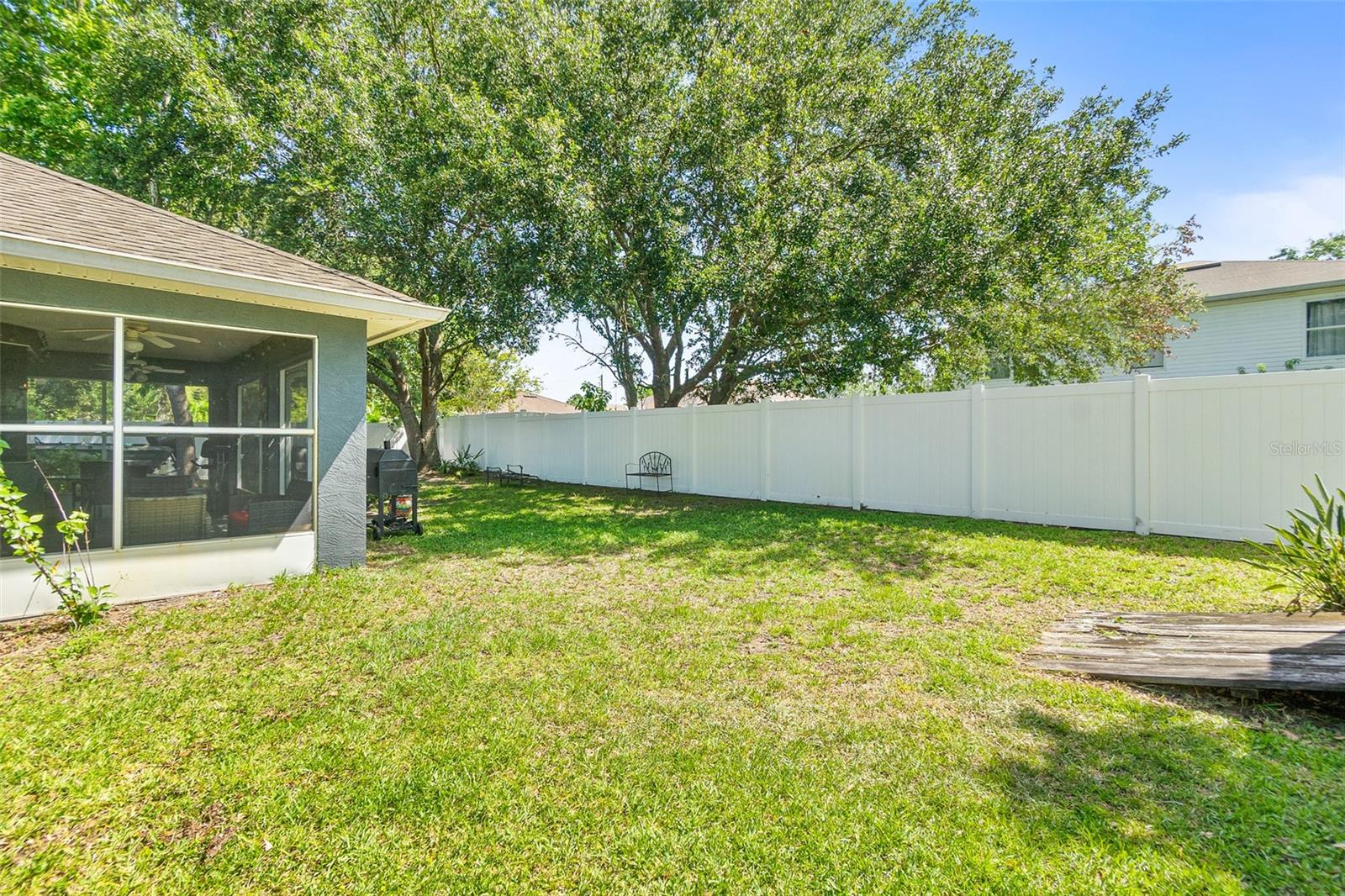 Image 26 of 29 For 8 Buttermill Drive