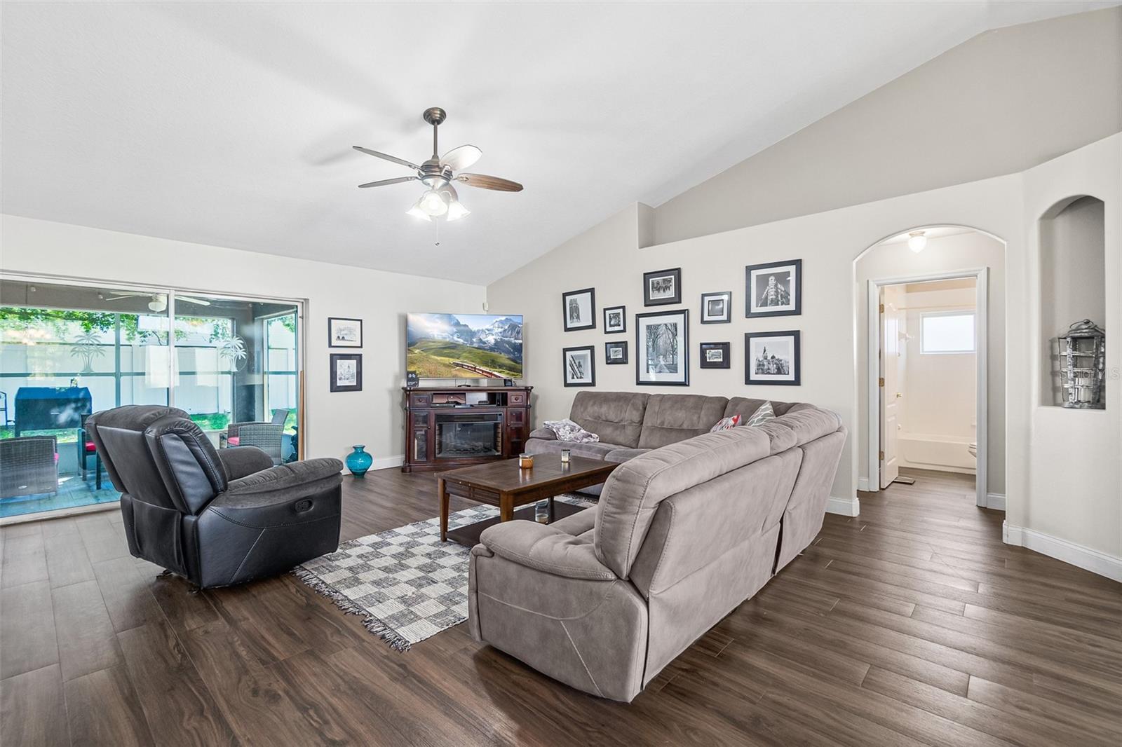 Image 6 of 29 For 8 Buttermill Drive