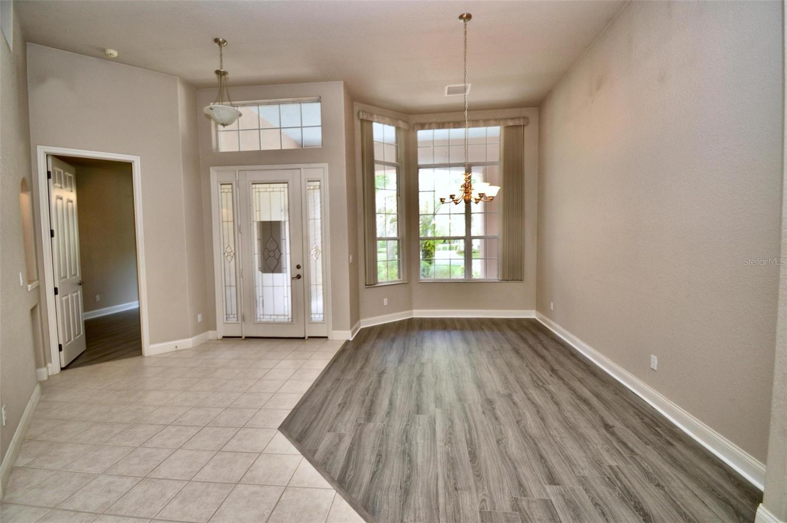 Image 15 of 43 For 34 Southlake Drive