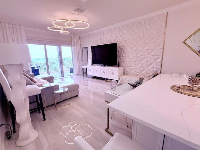 Image 13 of 62 For 200 Cinnamon Beach Way 123