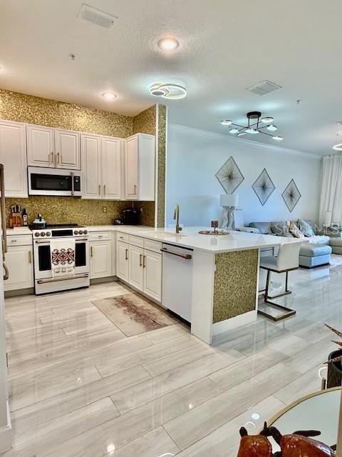 Image 6 of 62 For 200 Cinnamon Beach Way 123
