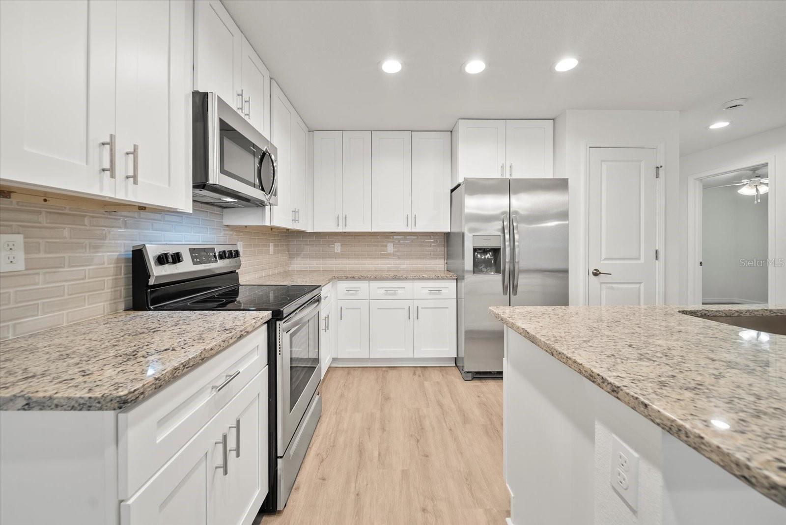 Listing photo id 3 for 41 Ponce Deleon Drive A