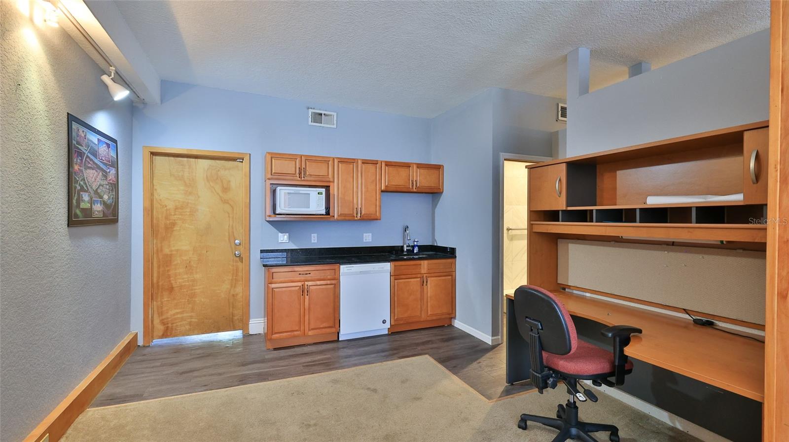 Image 23 of 31 For 60 Palm Harbor Pkwy  000